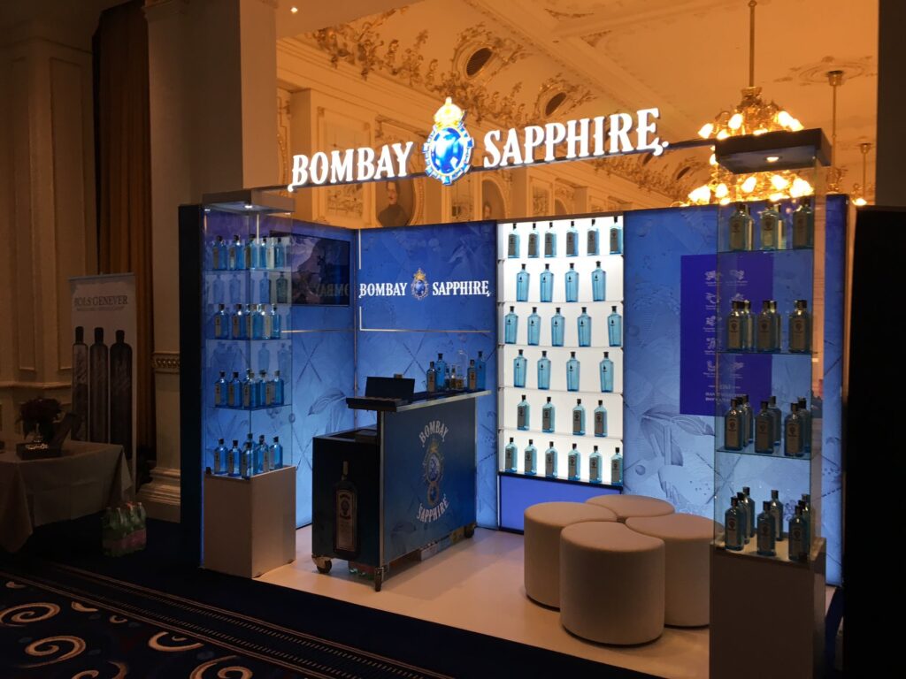 Pop up stand display Bombay Sapphire